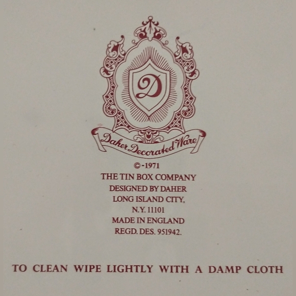 Daher Decorated Ware - Made in England, 1971 Floral Scalloped Bowl - Picture 6 of 7